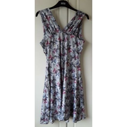 NWT Stella Morgan dress size 12 multi grey sleeveless
