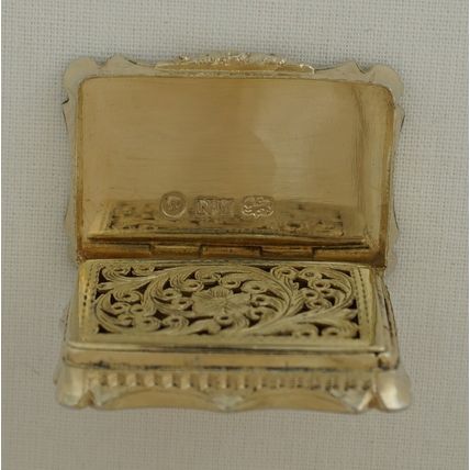 Nathaniel Mills Victorian Silver Gilt Vinaigrette, Birmingham 1844 - superb