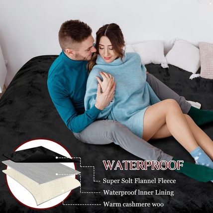 Love Black Waterproof Bed Blanket, Twin Size 80'' X 60'' Double Side Lightweight