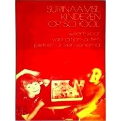 Surinaamse Kinderen Op School