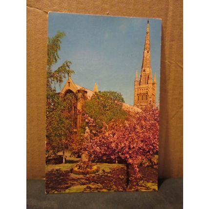 NORWICH CATHEDRAL, NORFOLK. used postcard by Jarrold 1966 pm =