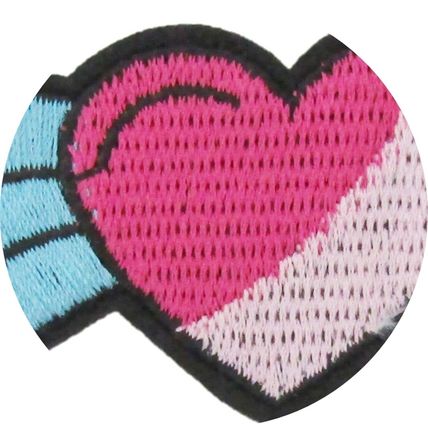 Heart Wings Iron On Patch 3.5cm x 8.5cm Badge Applique Trimming Decor Jeans P336