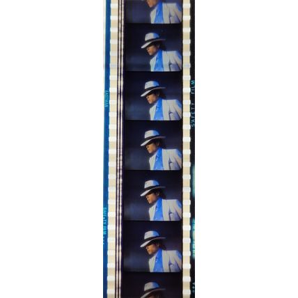 Pk GEB - P - MIX - D 080b . 1 STRIP OF 5 - 35MM FILM CELLS. ( )