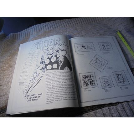 1976 OFFICIAL MARVEL COMICS SUPER HERO STAMP ALBUM BOOK!! VF/NM! $45.00 Shipped!