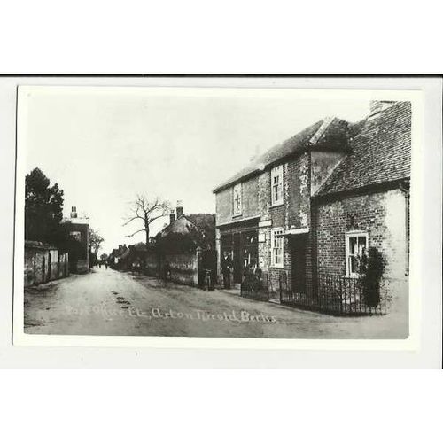 Berkshire ASTON TIRROLD Post Office Postcard
