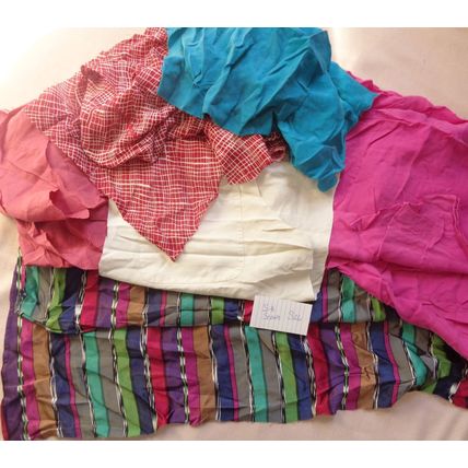 S26 100% Silk Scrap Fabric Lot Material Reclaimed clothing over 3 oz Crafting