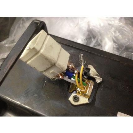SANYO DENKI P60B13150HCX23 SERVO MOTOR, 2.1 KW, 3000 RPM (Connect damaged),TG