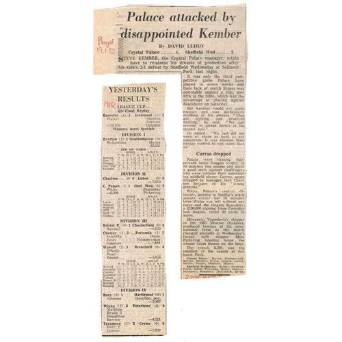 1981-82 CRYSTAL PALACE v SHEFFIELD WEDNESDAY (Near Mint Condition) + Cuttings