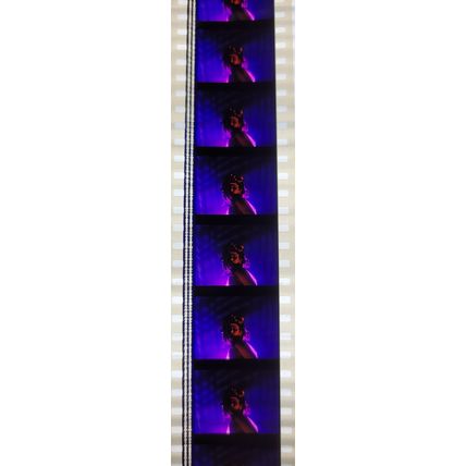 Dracula . Pk RED - A019s . 1 STRIP OF 10 - 35MM FILM CELLS