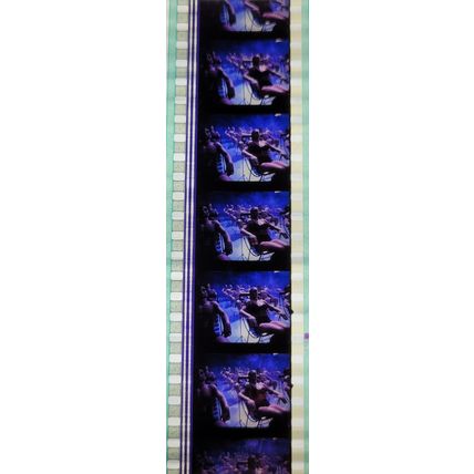 Pk GEB - M - MIX - d 095Q . 1 STRIP OF 5 - 35MM FILM CELLS. ( )