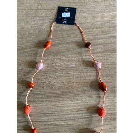 Long wooden and cotton beads necklace