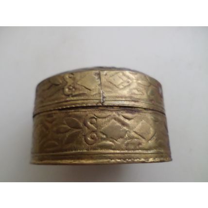 Gold Metal - Trinket/Pill Box - Elephant Design on Lid