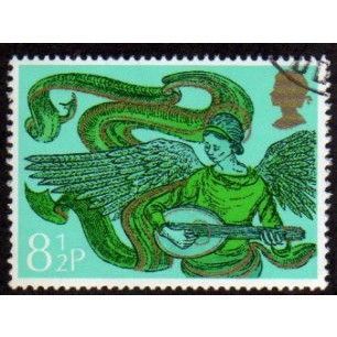 Great Britain 1975 8½p Christmas Angel Mandolin Used 2 SG 994 Sc 759 stamp