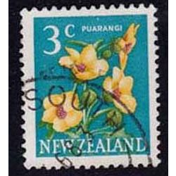 New Zealand 1967 Flowers 3c Used Stamp.