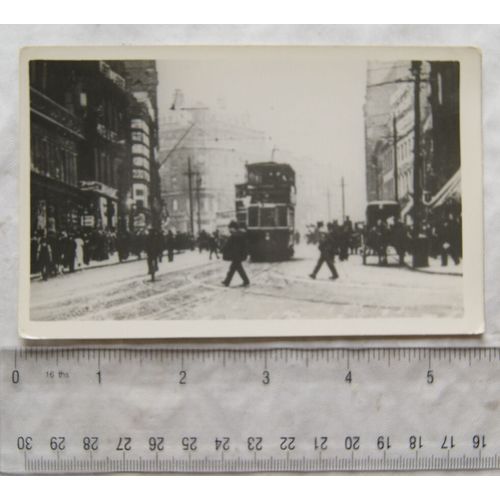 Photo Sheffield Tram no. 204 street scene
