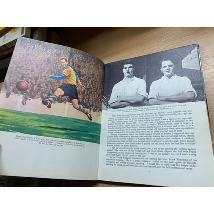 c1958 "THE BIG BOOK OF FOOTBALL CHAMPIONS" UK SOCCER HARDBACK BOOK (P4)