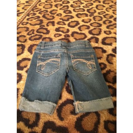 Arizona Girls Capri Jean Shorts Zip & Button Pockets Cuffed Size 4 Blue