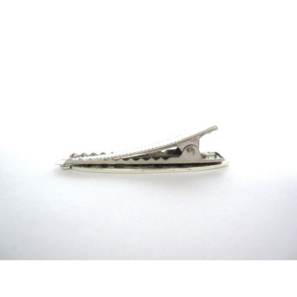Shiny silver tone metal vine alligator hair claw clip fine hair