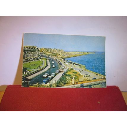 PEMBROKE TERRACE & HARBOUR, BRIDLINGTON, YORKSHIRE. vintage postcard 1960 pm =