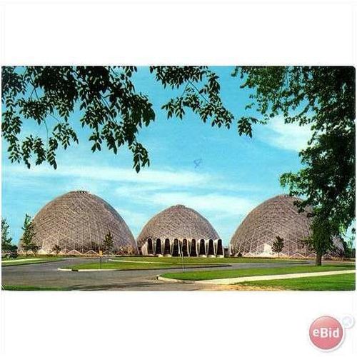 3 Domes, Horticulture Conservatory Milwaukee, Wisconsin