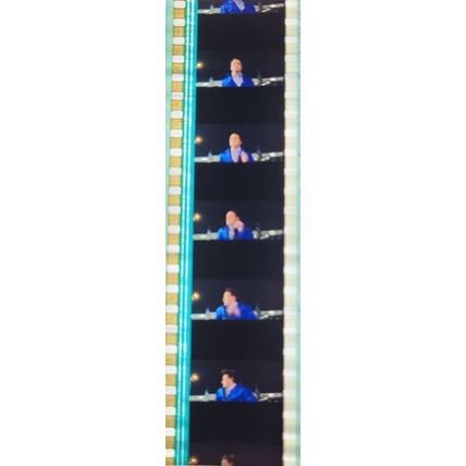 Pk GEB - i - MIX - d0103Y . 1 STRIP OF 5 - 35MM FILM CELLS. ( WANTED )