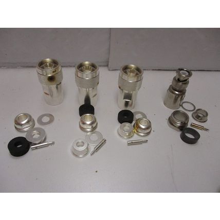Lot of 30 Bunker Ramo Amphenoil Connectors