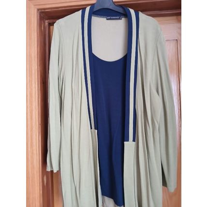 Just Elegance two in one top cardigan size 18