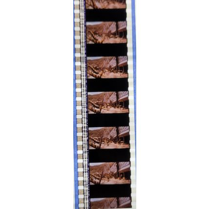 PK GEB - SCI- FI PK - d091M . 1 STRIP OF 5 - 35MM - FILM CELLS