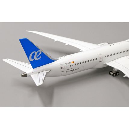 BOEING 787-9 AIR EUROPA REG: EC-MTI WITH ANTENNA - JCWINGS XX4053 1/400