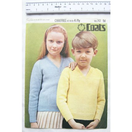 Vintage: Coats 147 sweater for boy or girl, 4 ply