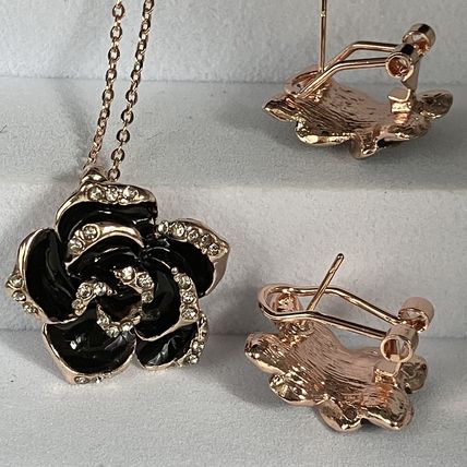 SET Necklace Earrings Black Rose with Rhinestone #940