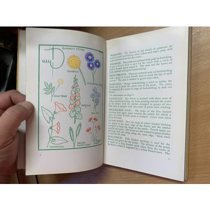 DECORATIVE HANDICRAFTS - BOUND ISSUES OF DRYAD HANDICRAFTS LEAFLETS HB BOOK (P3)
