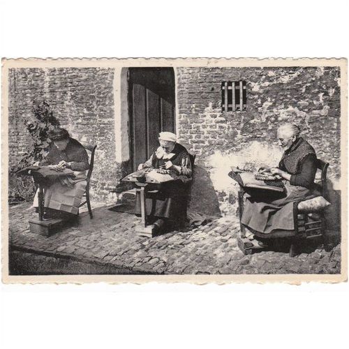 Three Old Ladies Lace Making In Brugge Belgium Postcard (ETH1156)