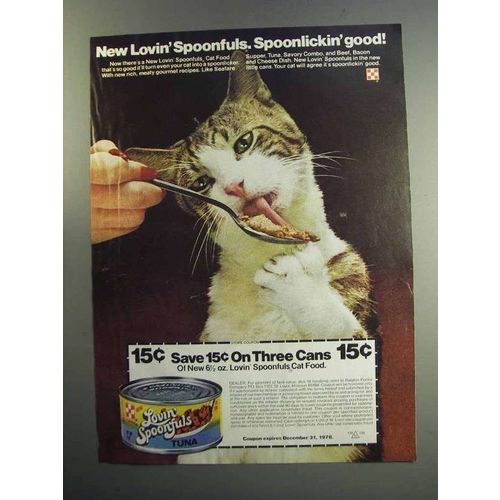 1977 Purina Lovin' Spoonfuls Cat Food Ad - Spoonlickin'