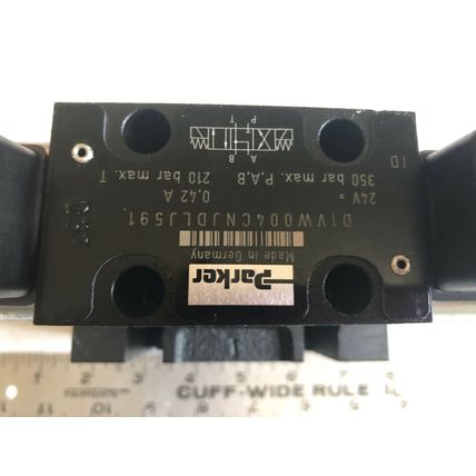 NEW PARKER D31VW001C4NJDLJ5 VALVE,PARKER D1VW004CNJDLJ591 HYDRAULIC VALVE,SE