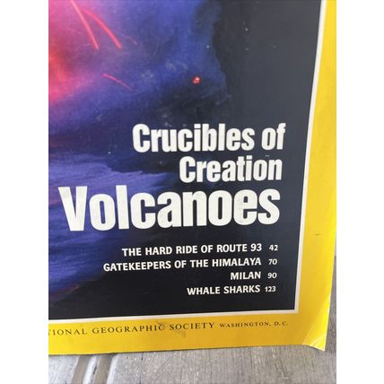 National Geographic Magazine December 1992 Cruicibles of Creation Volcanoes y