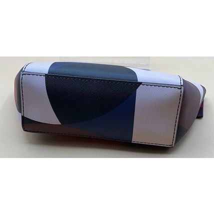 A Very Cool Stylish Kate Spade Geometric Print Makeup Cosmetic Bag