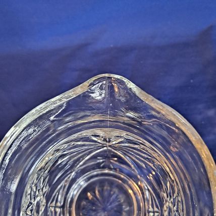 Vintage Anchor Hocking PRESCUT CLEAR PINT PITCHER Early America Star of David