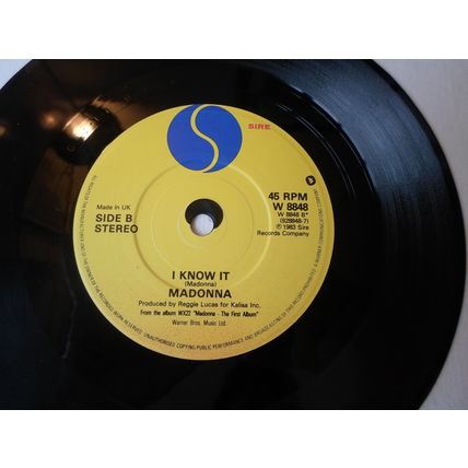 7" 1984 MADONNA . DRESS YOU UP. SOLID .PAPER LABELS, SIRE W 8848, NEAR MINT