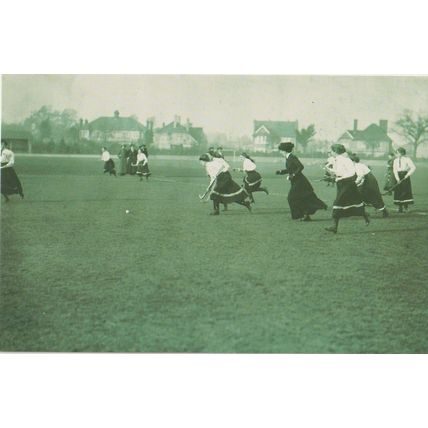 Postcard Hockey West Herts vs Bishops Stortford 1910 Edwardian Women - Nostalgia