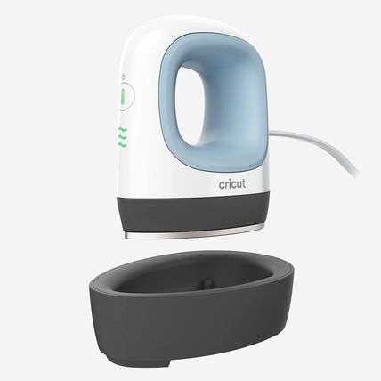 Cricut Easypress Mini for Heat-Pressing Small Objects like Shoes, Stuffed Animal