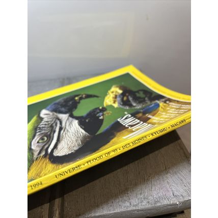 National Geographic Magazine January 1994 Macaws - Vintage Collectable p2