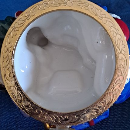 SANTA CLAUS TRINKET BOX Ceramic Ceramic jewelry holder Christmas Ring Pill Gift