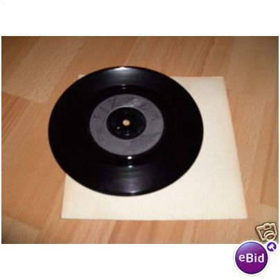 the fixx, red skies.1982 7"vinyl. fixxd 5 . excellent