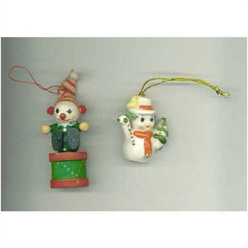 2 VINTAGE CHRISTMAS WOOD CLOWN ON DRUM & PORCELAIN WHITE SNOWMAN ORNAMENTS