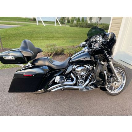 2017 Harley-Davidson Street Glide Special