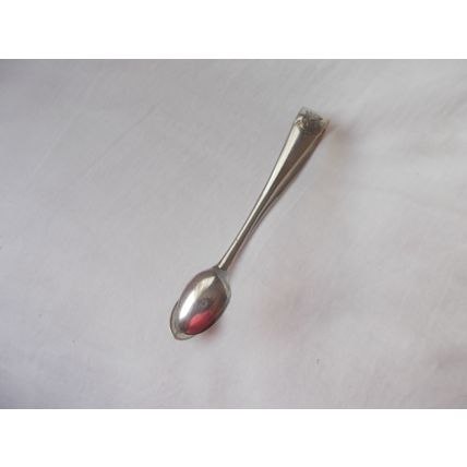 TONGS/ G G B ? WHITE METAL (08/01)