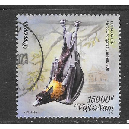 VIETNAM 2023 FAUNA BAT USED VAMPIRE MAMMAL ANIMAL 15000D TOP VALUE