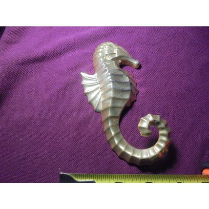 BRASS SEA HORSE Figurine Wall Art!! $15.00 obo!!