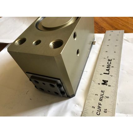 NEW PARKER P5G-HP-19M PNEUMATIC PARALLEL GRIPPER,PARKER P5G HP 19M,AA